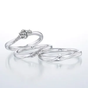 「銀座ダイヤモンドシライシ」の婚約指輪と結婚指輪のセット