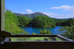 秋田県でプロポーズスポットとして人気の湯瀬温泉郷