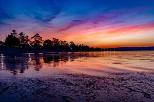 富山県でプロポーズスポットとして人気の雨晴海岸