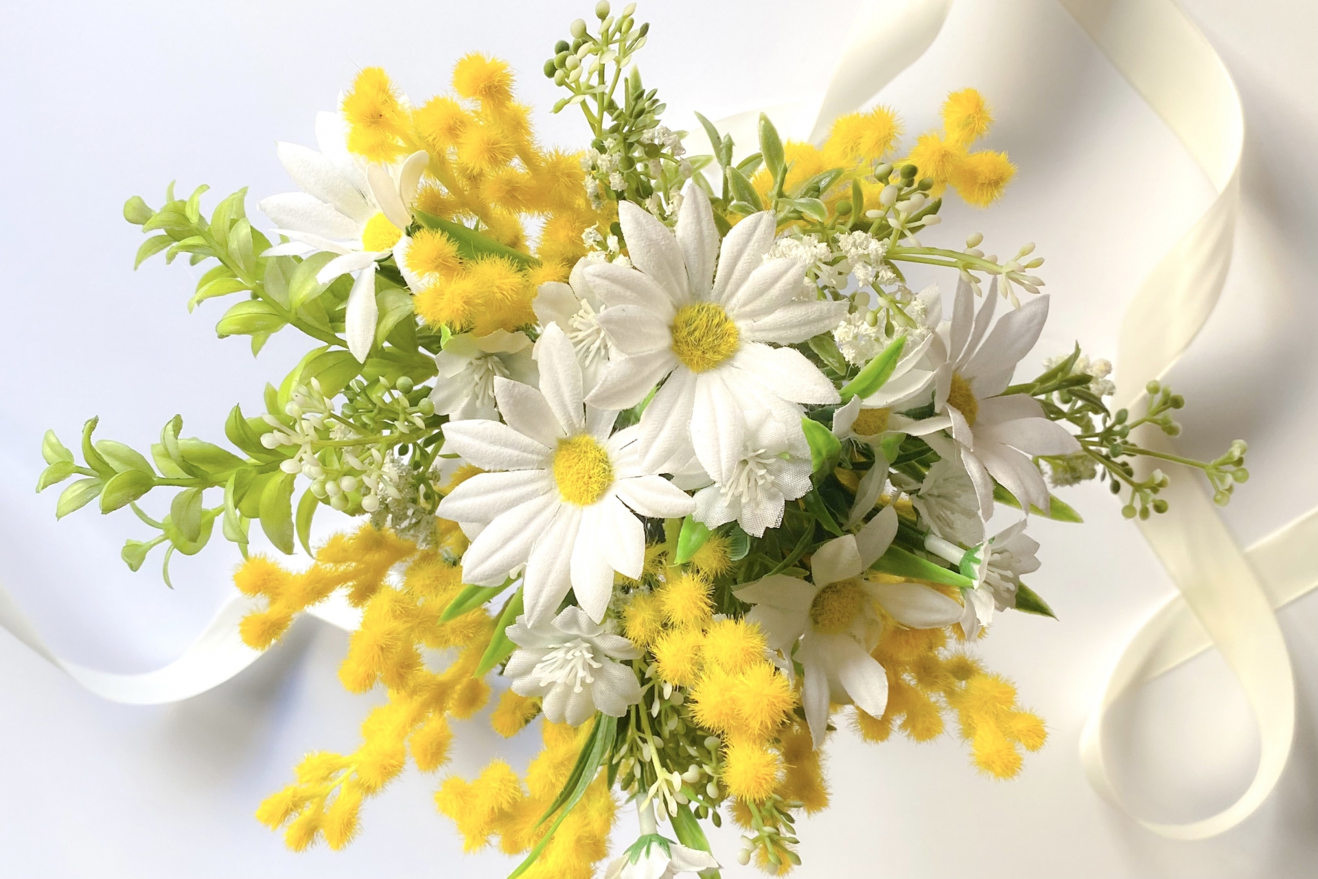 プロポーズに最適なマーガレットの花束